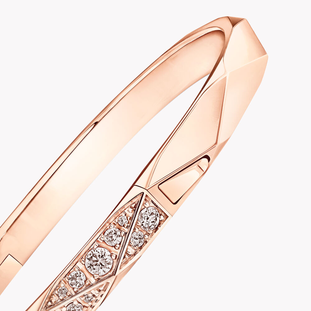 Laurence Graff Signature Pavé Diamond Bangle